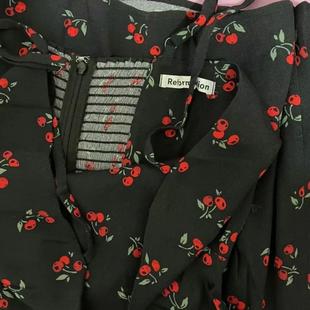 Reformation Afternoon Dress in Black Cherry *NEW* - Picture 5 of 6